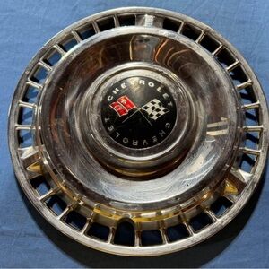 Chevrolet Hub Cap 1 Available